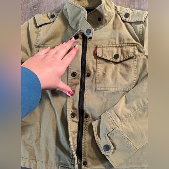 Levi’s Jacket - Picture 7 of 7